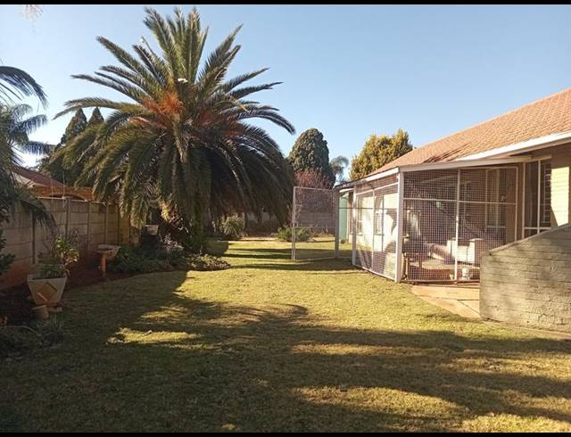3 BEDROOM HOUSE FOR SALE IN CULEMBORG PARK